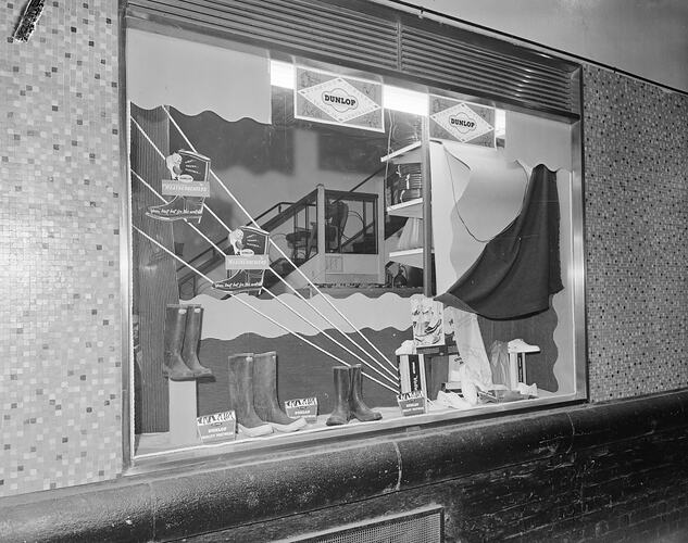 Dunlop Australia Ltd, Shop Window Display, Melbourne, 01 Sep 1959