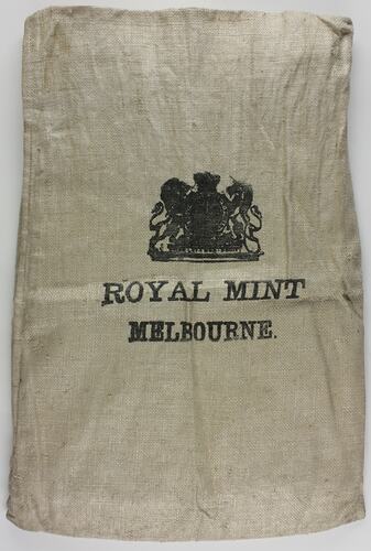 Cotton bag with drawstring and printed inscription.