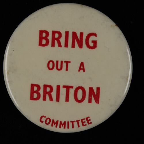 White button badge with red text.