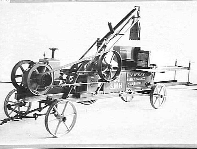 NO. 1 HAY PRESS WITH 4 H.P. `SUNDIAL': MARCH 1940