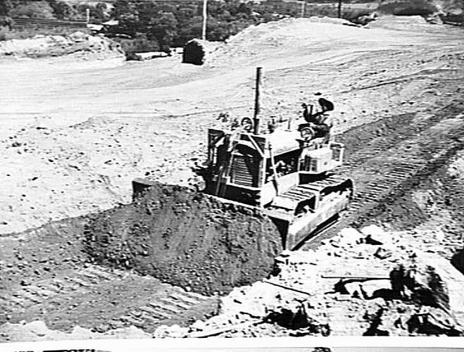 INDUSTRIAL `CLETRAC' AT WORK: NOV 1941