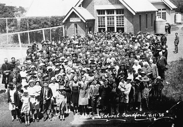 RETURN TO SCHOOL, SANDFORD, 4.11.1938