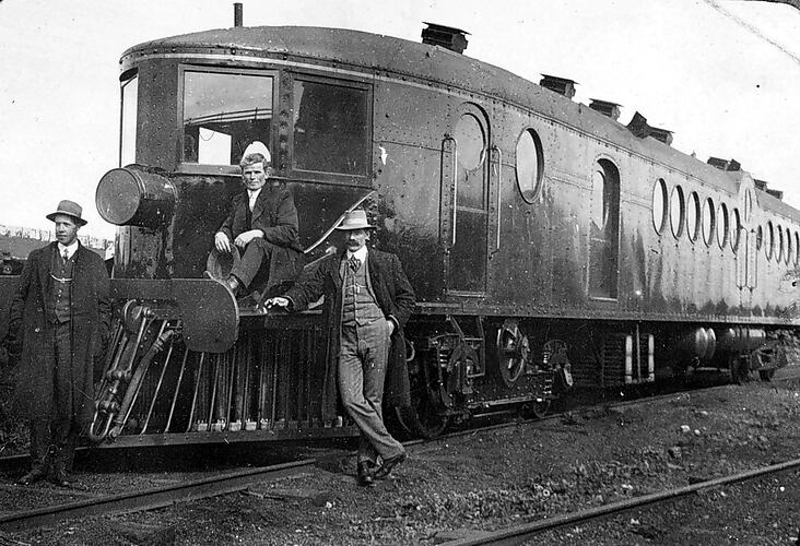 Staff posing with a motor rail, Gippsland, circa 1910.