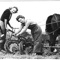 Bibliography - Australian Women on Farms