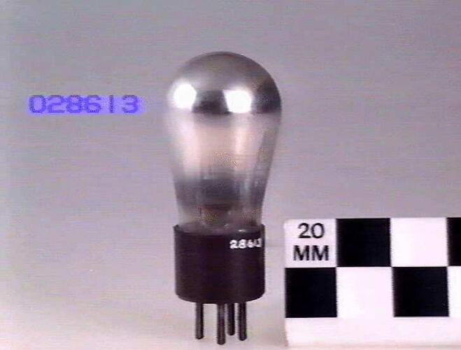 Electronic Valve - Burndept, Triode, Type L525, c 1925-1926