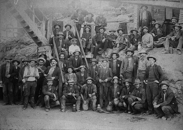 Large group of miners at the Mt Morgan mine.