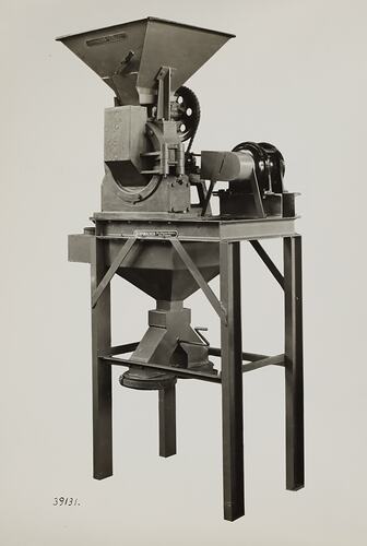 Photograph - Schumacher Mill Furnishing Works, 'Hercules Mill', Port Melbourne, Victoria, circa 1941