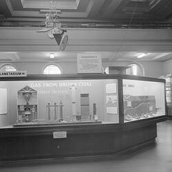 Displays in Queen's Hall, Institute of Applied Science (Science Museum), Melbourne, 1967