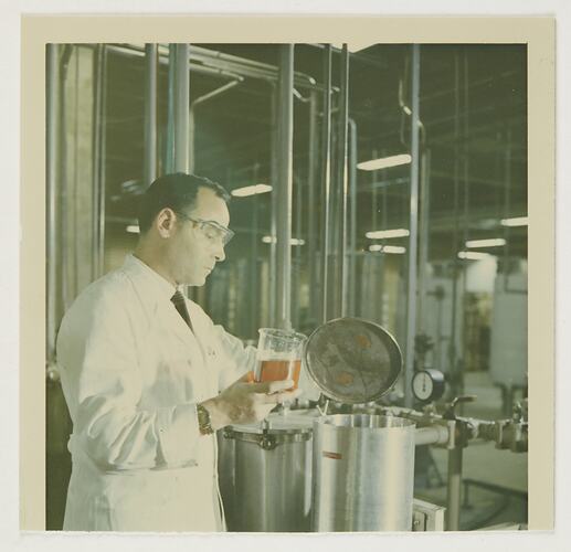 Slide 289, 'Extra Prints of Coburg Lecture', Pouring Magenta Solution, Building 20 Control Laboratory, Kodak Factory, Coburg, circa 1960s