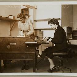 Photograph - Kodak Australasia Pty Ltd, Women with Recordak, V-Mail, Abbotsford, Jul 1942