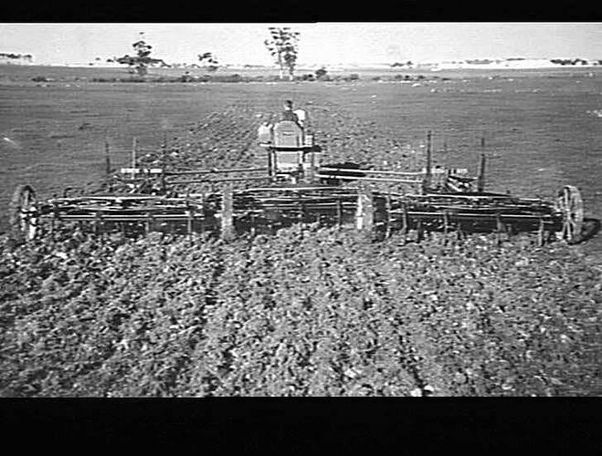 COUPLING FOR 3 `SUNDUKES' 1-18 & 2-16