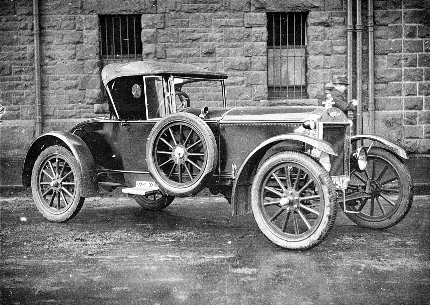 Negative - Motor Car, Victoria, circa 1915