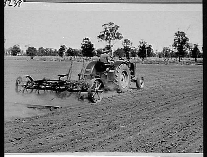 `VISION', COLLIE ROAD, GILGANDRA, N.S.W. - 55K & `SUNDUKE': APR 1949