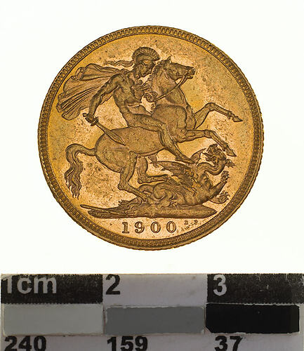 Coin - Sovereign, Victoria, Australia, 1900, photographed by Museums Victoria