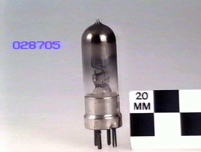 Electronic Valve - Edison Swan, Triode. Type AR, early 1920s