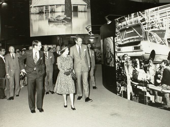 Photograph - Commonwealth Heads of Government Meeting, Visit by Queen Elizabeth II, Royal Exhibition Building, Melbourne, 30 Sep-7 Oct 1981