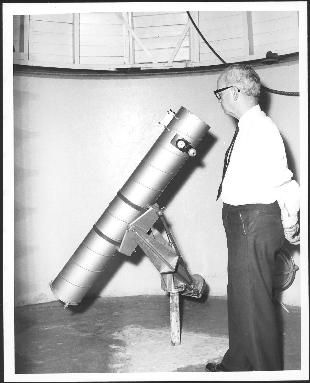 Photograph 6 Inch Reflecting Telescope, Melbourne Observatory, 1950s