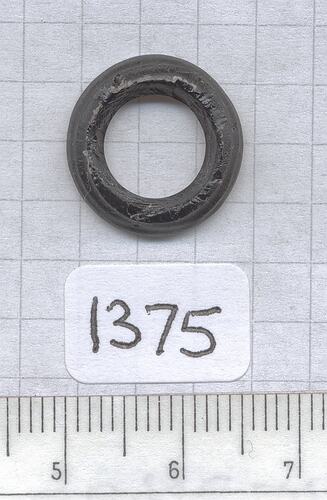 HR Uhlherr Tektite Collection Number: 1375-1