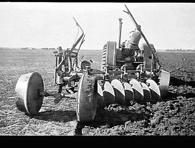 SUNGENERAL AT WORK (SENT FROM PERTH OFFICE). DEC 1940