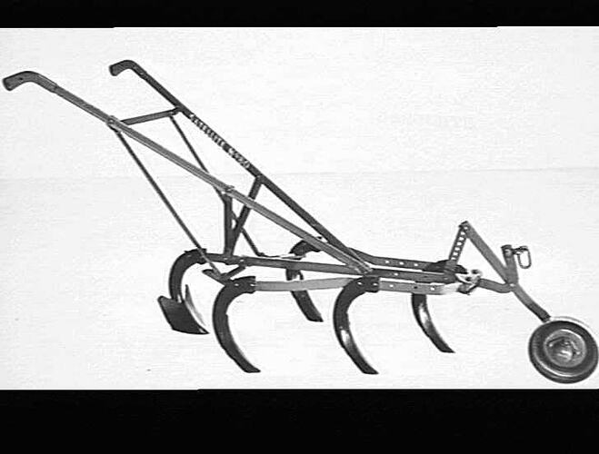 NO. 80 `SATELLITE': AUG 1948