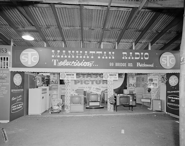 Standard Telephone & Cables Ltd, Manhattan Radio Exhibition Stand, Royal Melbourne Show, Flemington, Victoria, 21 Sep 1959