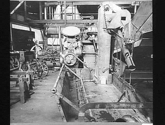 12 FT MOTOR HEADER, DEC. 1924