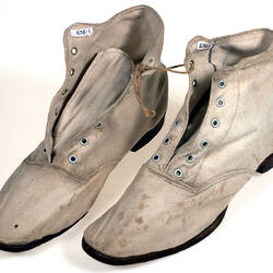Boots - Canvas, Lace-up, Off-white, circa 1940
