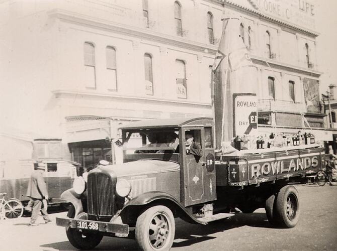 Photograph - Decorated Truck, Ballarat, 1939