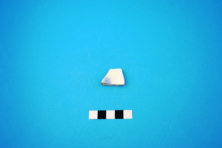 Saucer - Ceramic, Grapevine Sprig, circa 1820-late 19th century