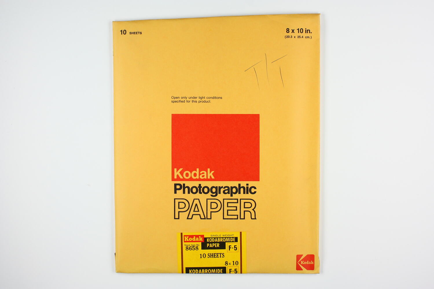Papier Photo Kodak 25 Feuilles 8x10, Kodabromide F2 Polycontraste G – Scellé