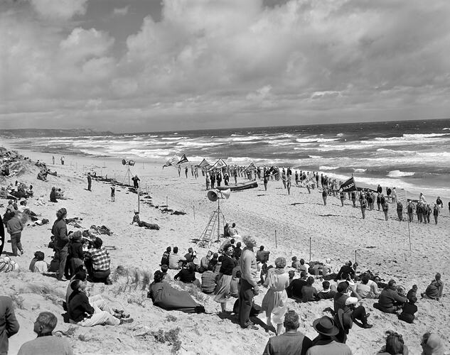 Spectators at a Surf Life Saving Competition, Victoria, 13 Dec 1959