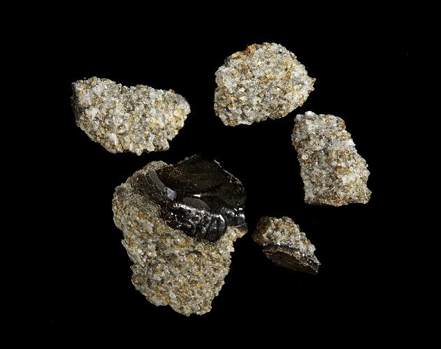 Moama Meteorite. [E 15798]