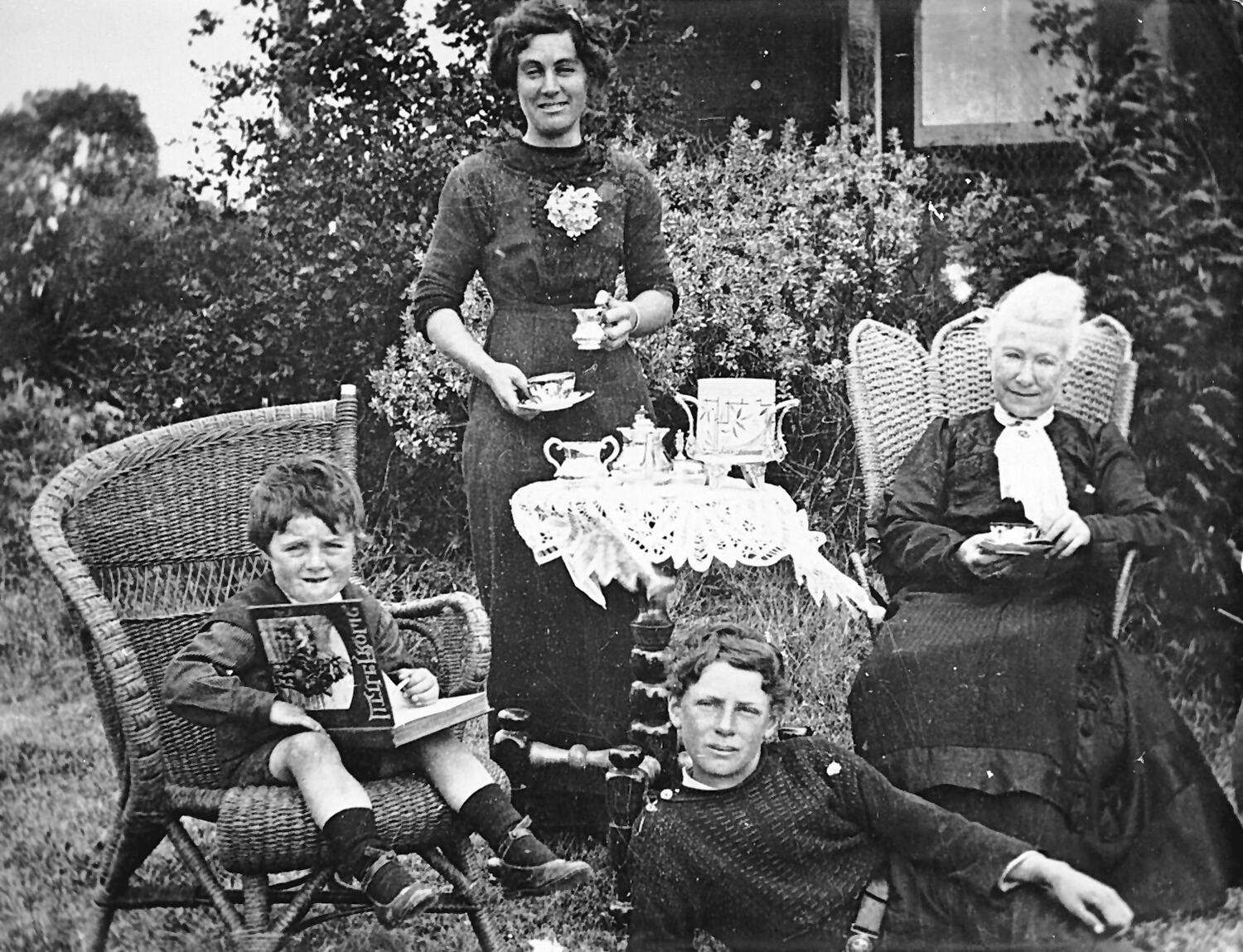 Negative French Island, Victoria, 1914