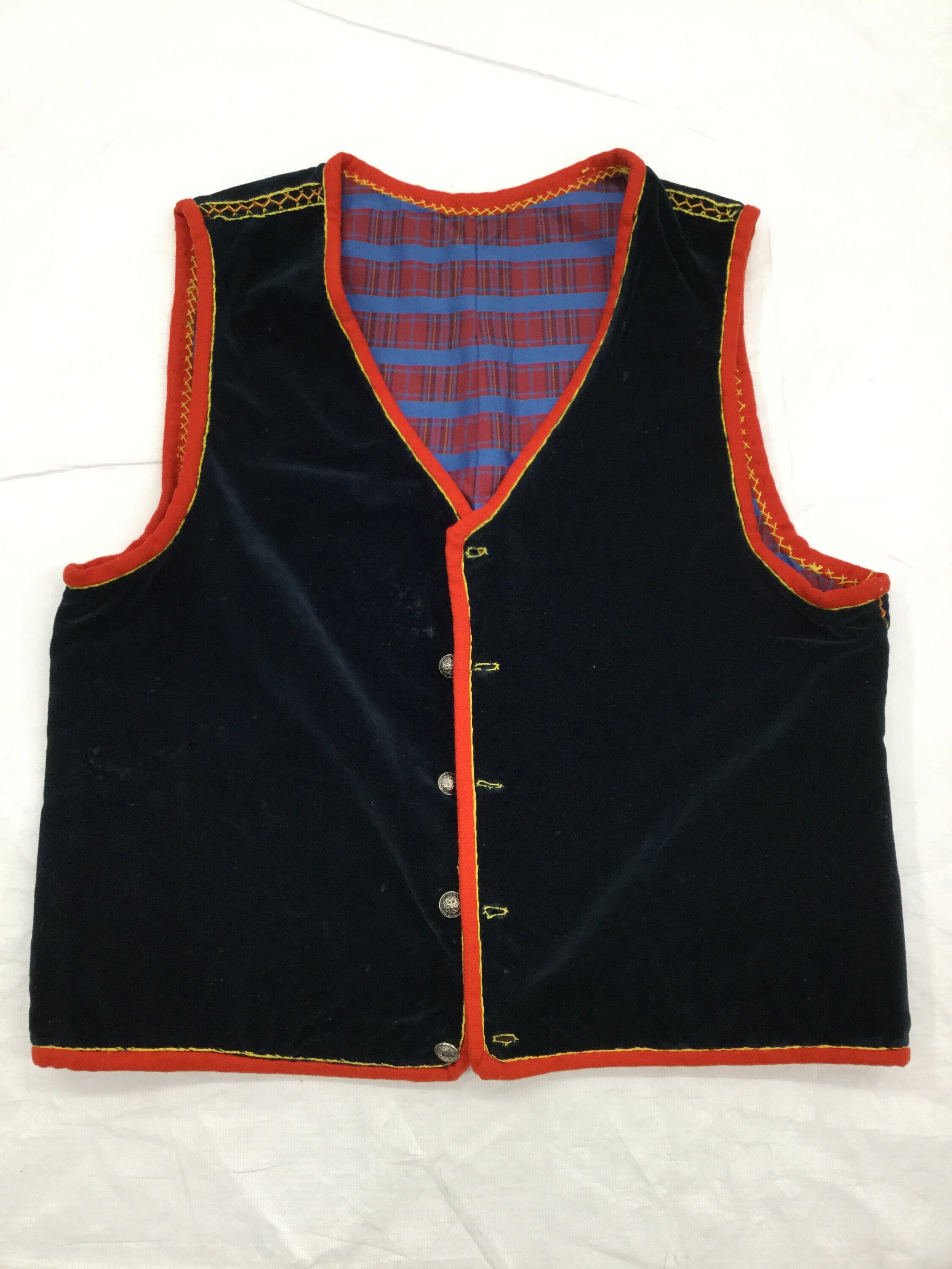 1930s Euro Solide Buckle Dyed Vest