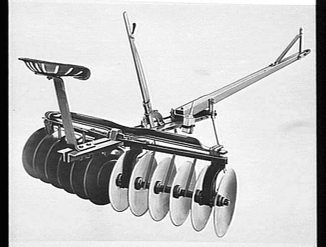 12 DISC OX BUMPER: JAN 1950