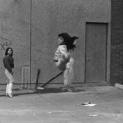 Elastics: a 'New' Game Arrives in the 1960s
