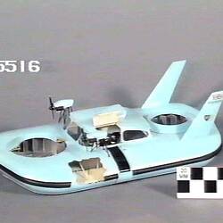 Hovercraft Model - British, CC2-002