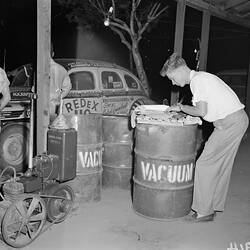 Negative - People with Motor Car During the Redex Car Trial, Victoria, Sep 1955