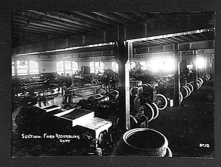 Photograph Tarrant Motor & Engineering Co Works, Melbourne, Victoria