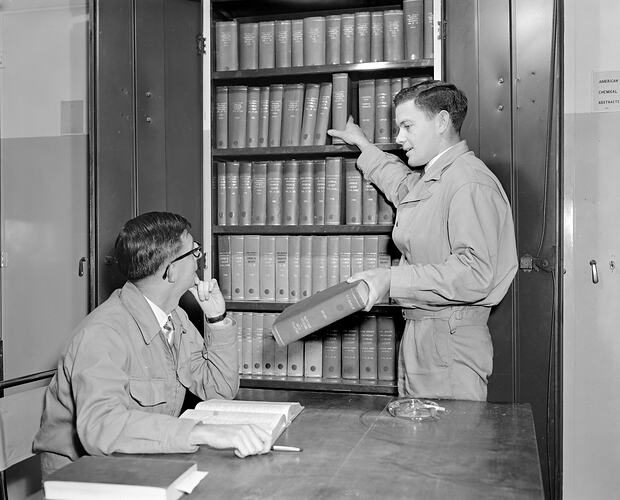 Commonwealth Fertilisers & Chemicals Ltd., Men in Office, Victoria, 18 May 1959