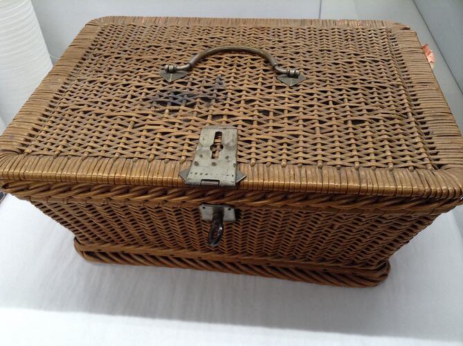 Closed sewing basket.
