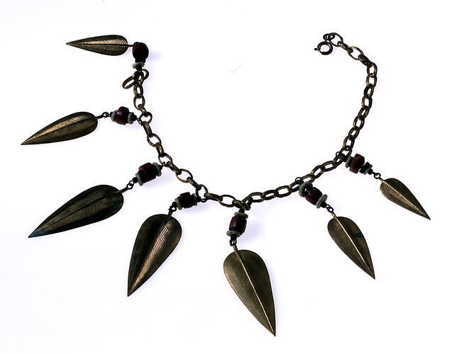 Necklace - Metal Leaves