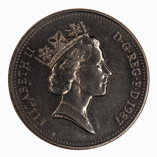 Coin - 5 Pence, Elizabeth II, Great Britain, 1987 (Obverse)
