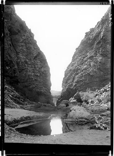 Simpsons Gap, Central Australia, Northern Territory, Australia, 1895