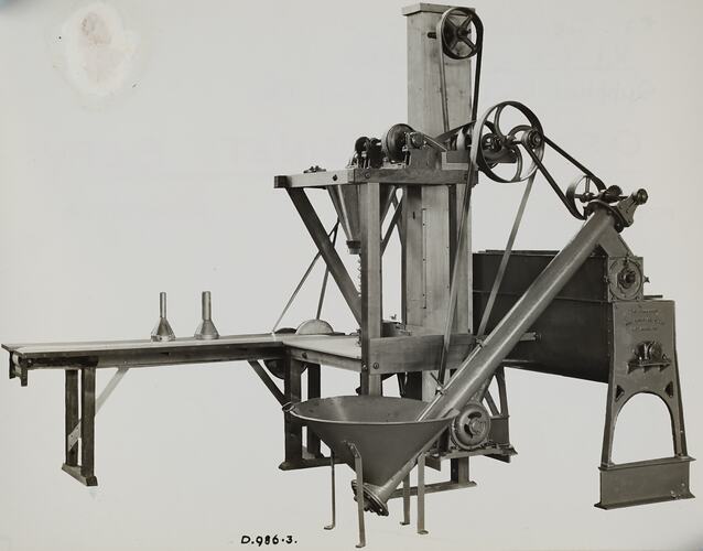 Photograph - Schumacher Mill Furnishing Works, Self-raising Flour Plant, Port Melbourne, Victoria, 1941