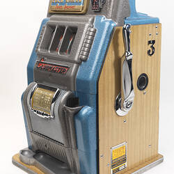 Gaming Machine - 'Clubmaster Gold Award Super Jackpot'