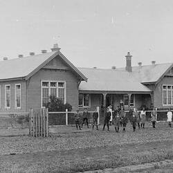 Photograph - Sunshine Technical School, Victoria, 1910-1920