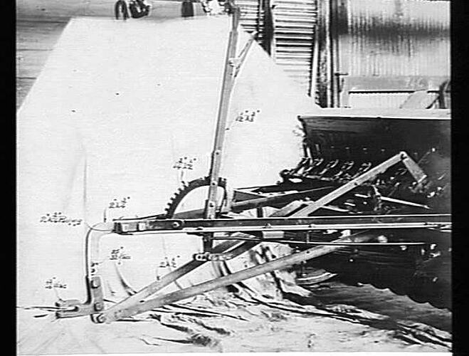 TRACTOR PULLING GEAR ON 16 ROW DISC DRILL [PHOTO LABELLED WITH MEASUREMENTS]