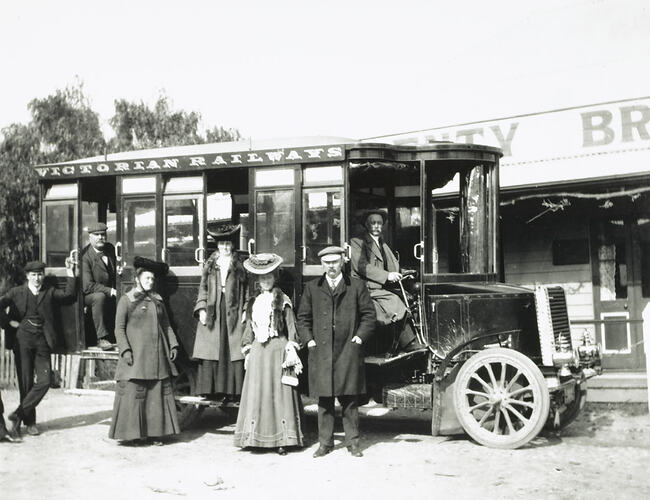 Victorian Railways Steam Bus, Melbourne, circa 1905