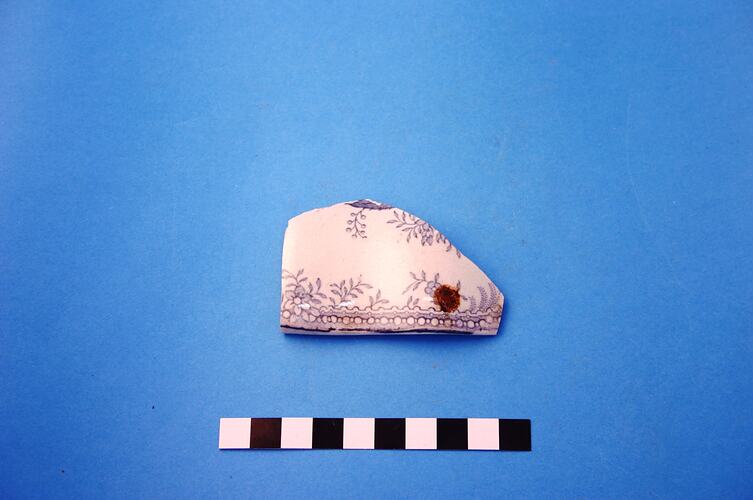 Serving Dish - Ceramic, Asiatic Pheasants, circa 1840s-circa 1915